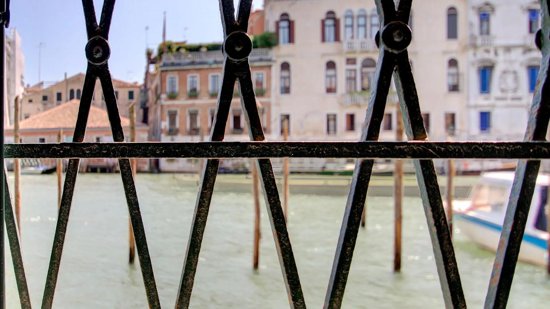 Grandcanal - 6 Windows Venecia Apartamento
